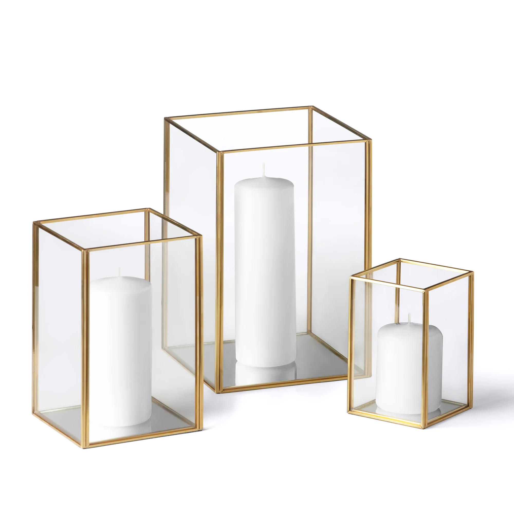 12 Slim Pillar Candles and Gold Luxus Lanterns